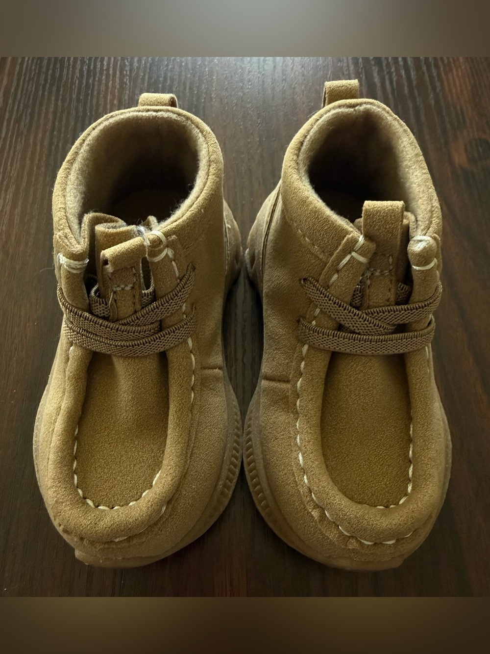 Size 4 Carter's Kids Suede Moccasin Boots in Brown